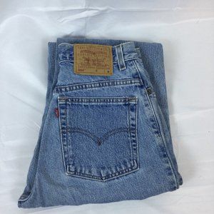 Vintage Levi's 550 Size 8 Regular Relaxed Fit Tapered Legs